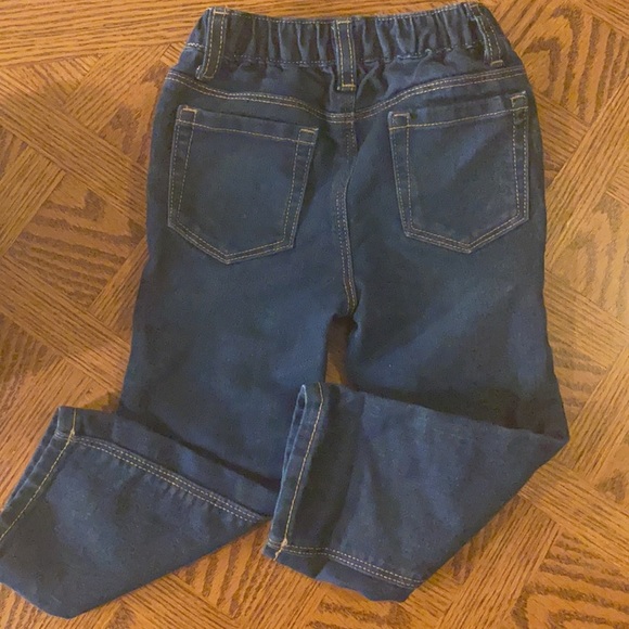 Old navy kids 2T Straight leg Jeans - Picture 2 of 4